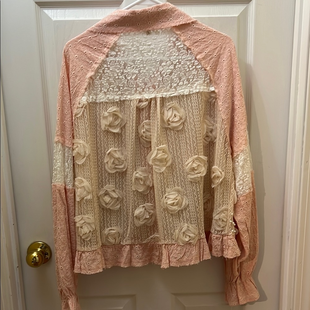 NWOT POL Blush and Ivory Button Down Shirt - Picture 7 of 8